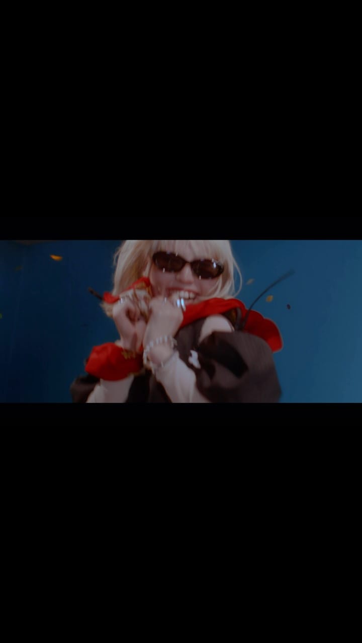 Post 4 by レトロマイガール！！ on Instagram (video)