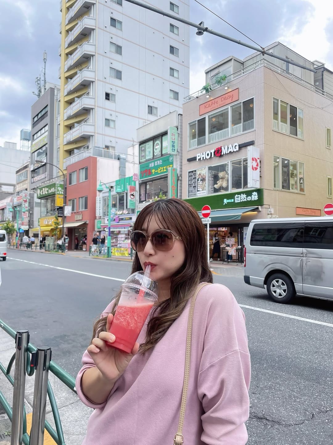 Post 2 by いつか【公式】 on Instagram (image)