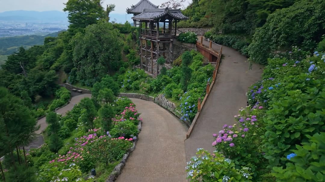 Post 2 by 京都 西山 善峯寺 / Yoshiminedera on Instagram (video)