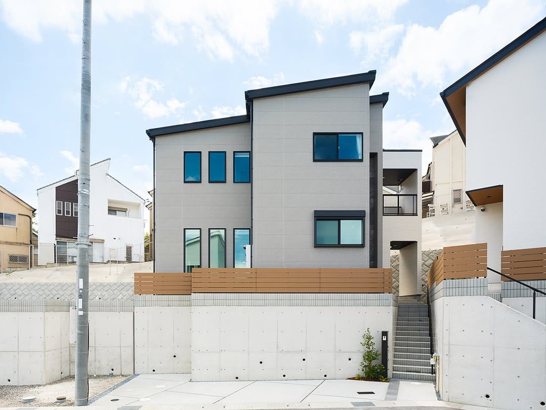 Post 1 by 敷島住宅　-新築分譲・注文住宅- on Instagram (carousel)