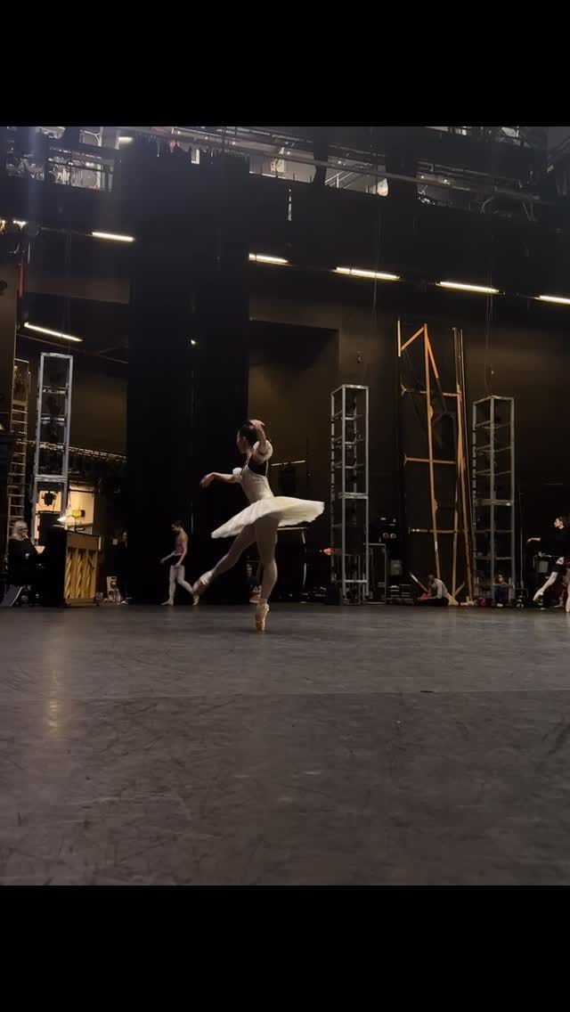 Post 8 by Haruhi Otani  大谷　遥陽 on Instagram (video)