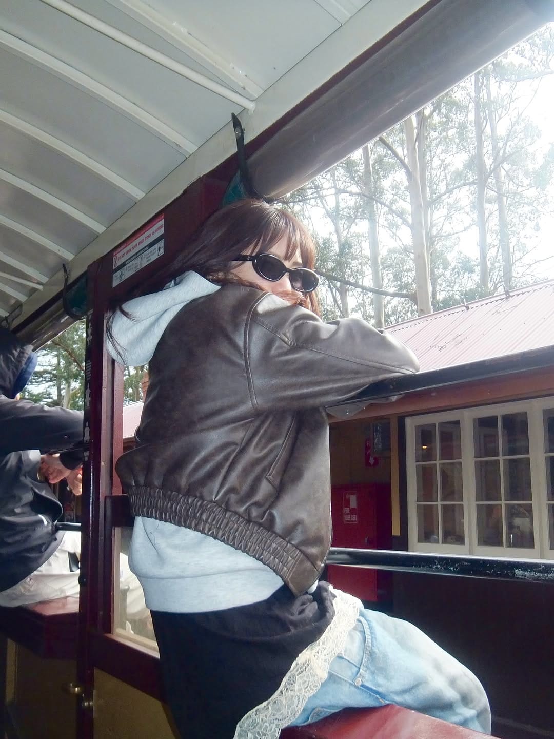 Post 2 by Momo koyama on Instagram (carousel)