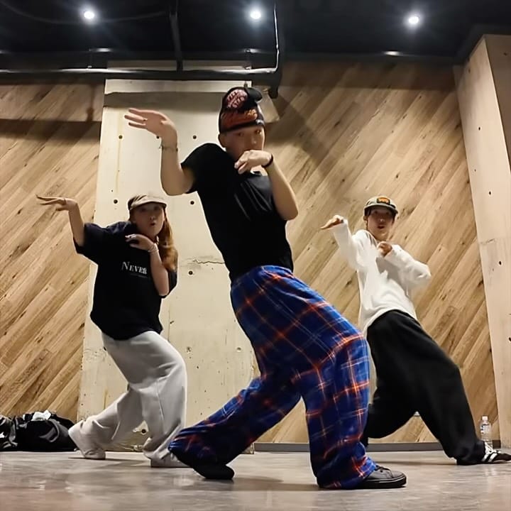 Post 7 by ATO / 小島亜斗 on Instagram (video)