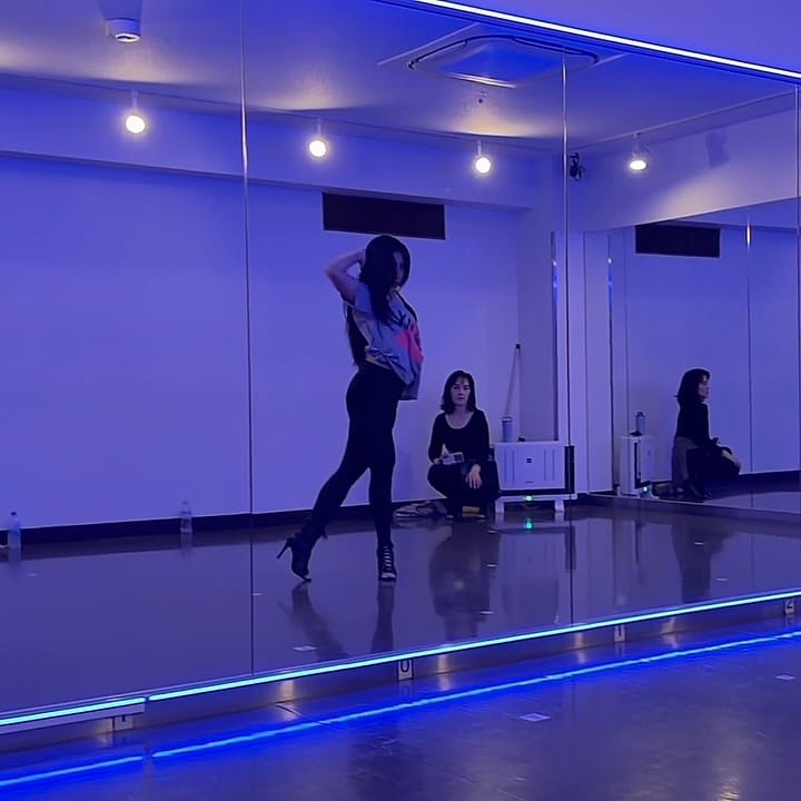 Post 5 by AIRI on Instagram (video)