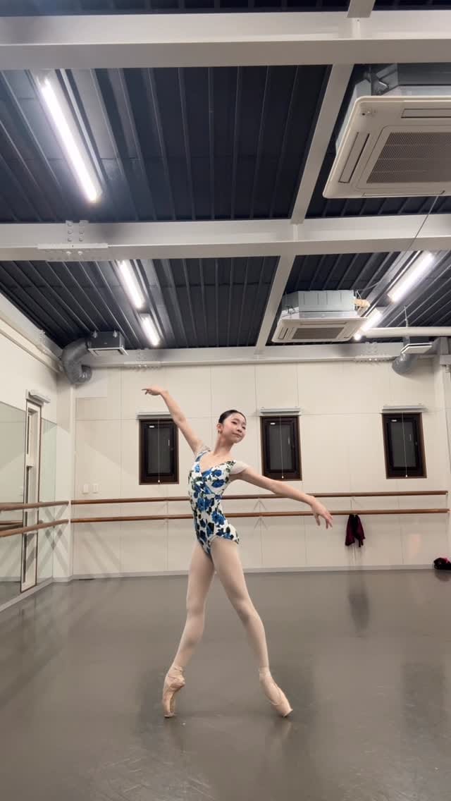 Post 3 by Sakura Nagai 🌸(run by mom&me) on Instagram (video)