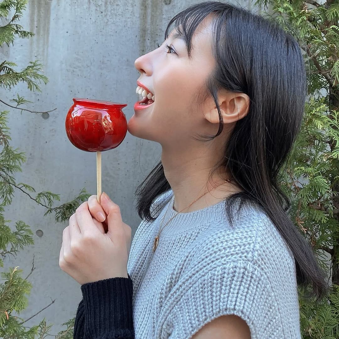 Post 8 by 恵 ニイナ 𝙼𝙴𝙶𝚄𝙼𝙸 𝙽𝙸𝙽𝙰 on Instagram (carousel)