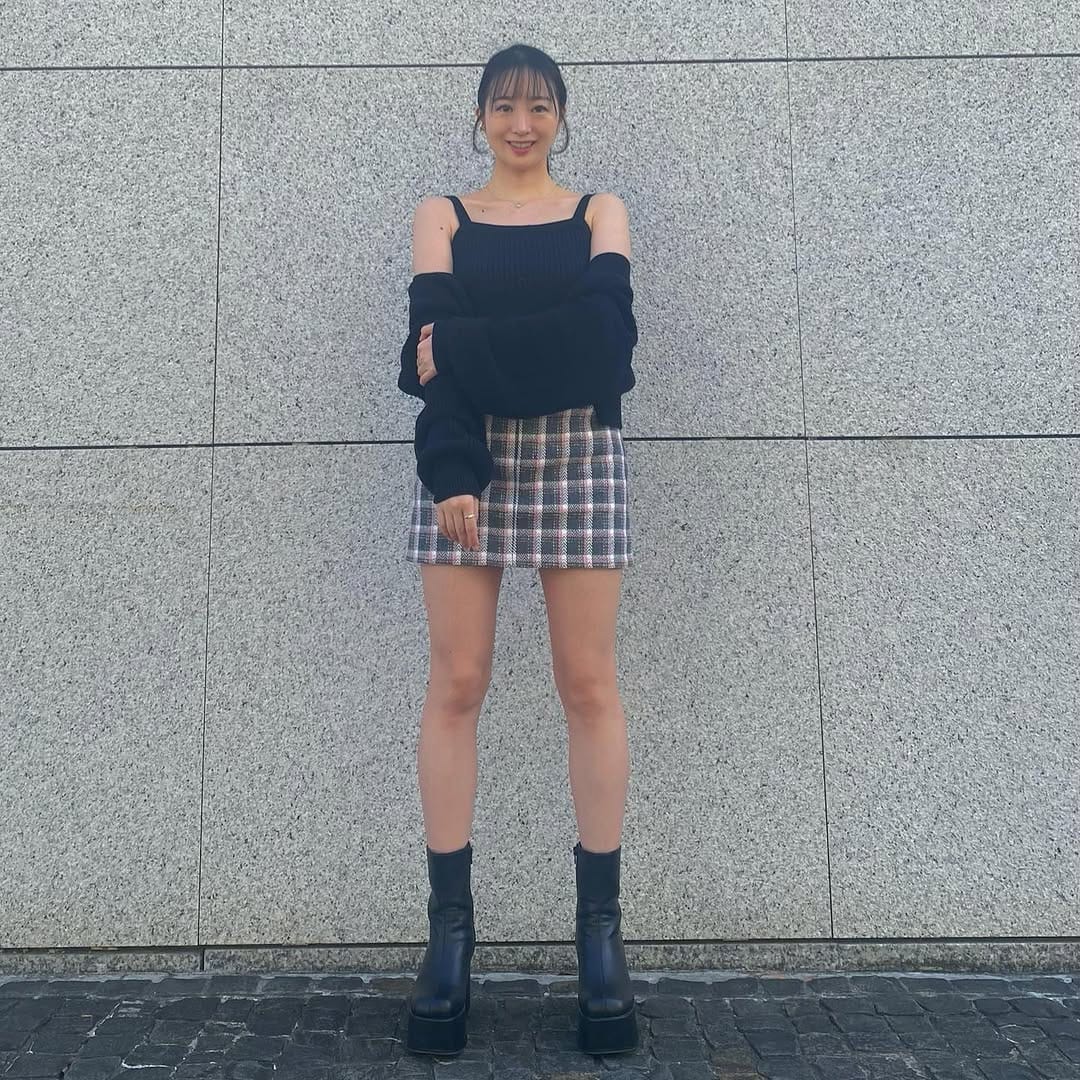 Post 3 by 恵 ニイナ 𝙼𝙴𝙶𝚄𝙼𝙸 𝙽𝙸𝙽𝙰 on Instagram (carousel)