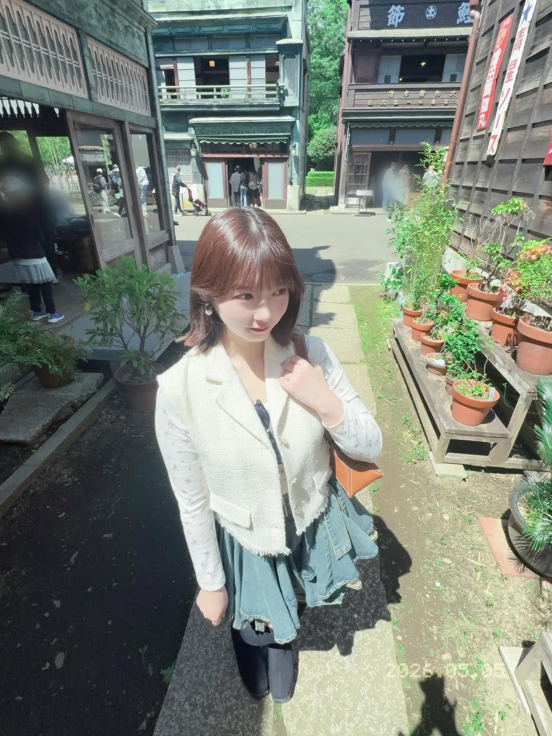 Post 4 by 山岸理子 on Instagram (carousel)