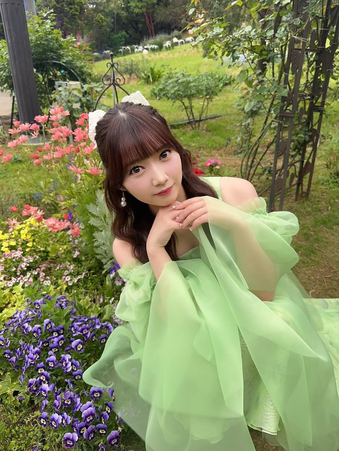 Post 6 by 山岸理子 on Instagram (carousel)