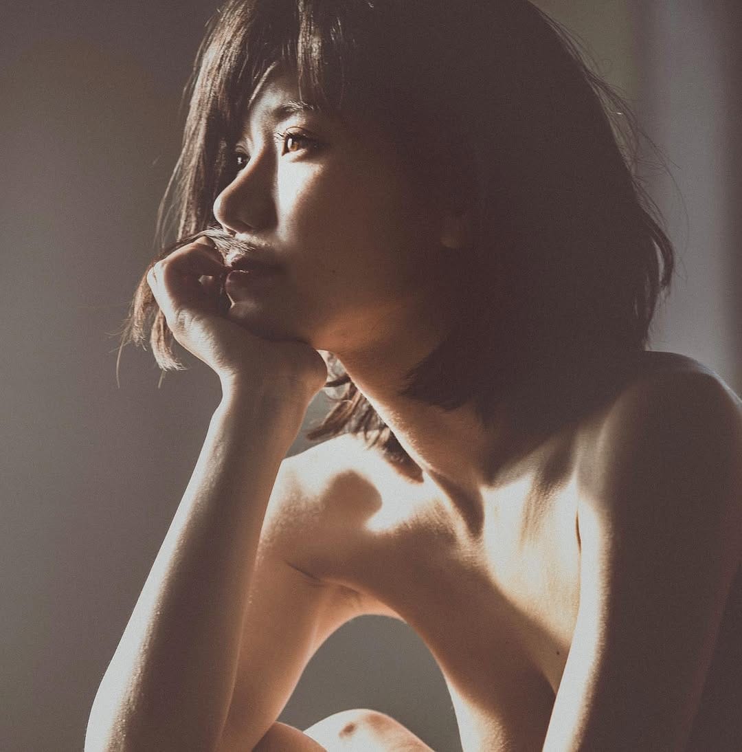 Post 10 by Narisa Suzuki on Instagram (image)