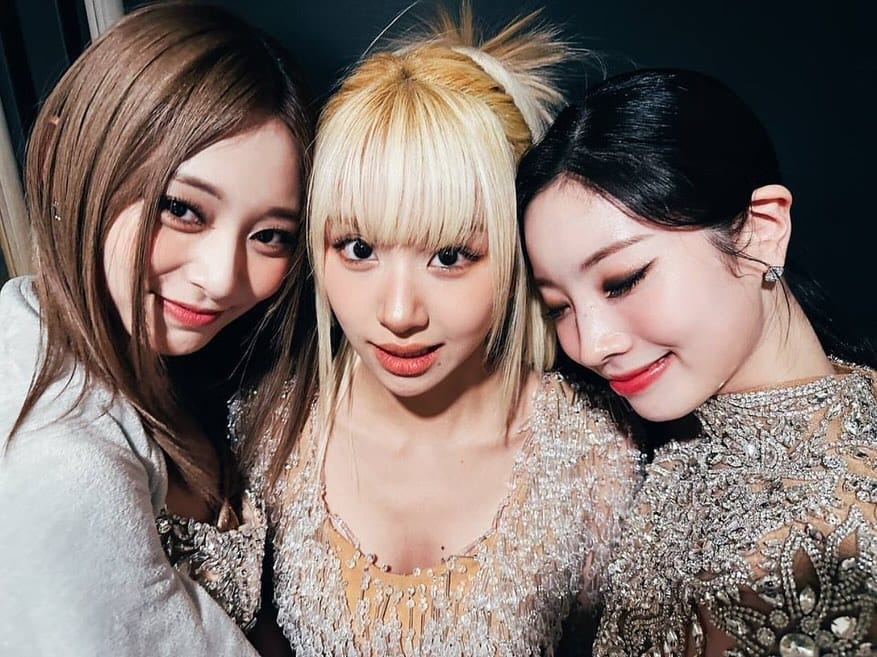Post 6 by CHAE・゜゜・*:.。..。.:*。.: on Instagram (carousel)