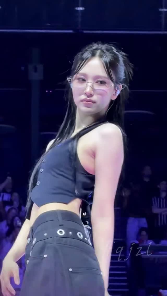 Post 10 by TWICE Mina on Instagram (video)