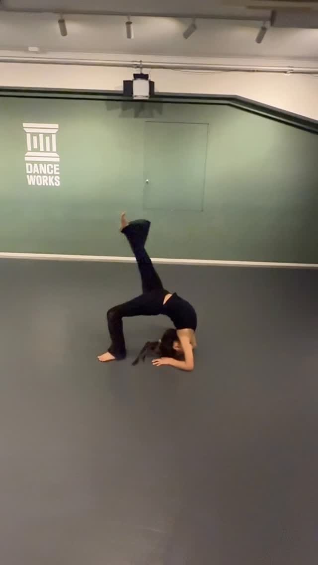 Post 7 by Machi on Instagram (video)