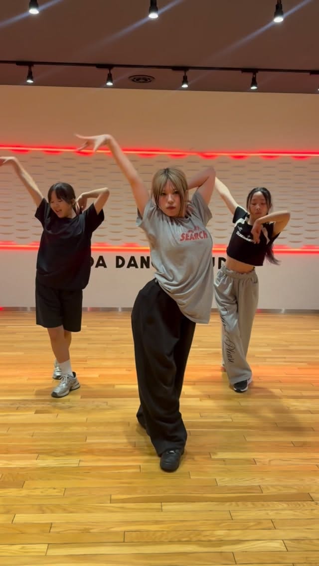 Post 5 by A-NON[YUMIE] on Instagram (video)