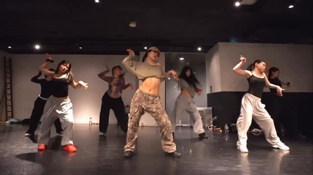 Post 8 by HiRO on Instagram (video)