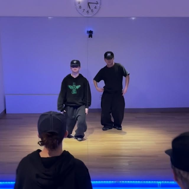 Post 5 by DABI on Instagram (video)