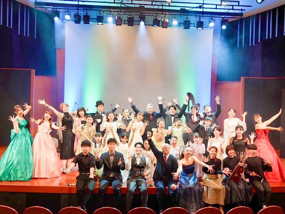 Post 3 by おかけん☺︎歌うナレーター on Instagram (carousel)