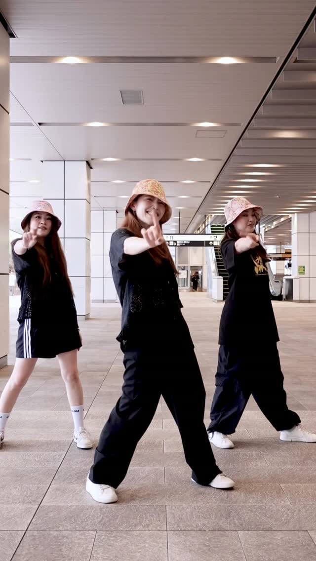 Post 6 by BOLLYQUE ❁ボリウッド&インド映画のダンス教室 on Instagram (video)