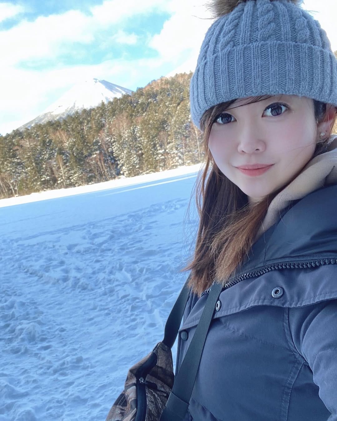 Post 4 by Moriko Summer on Instagram (image)