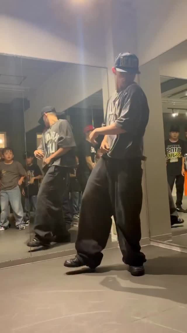 Post 7 by Yuga/SHOWY on Instagram (video)