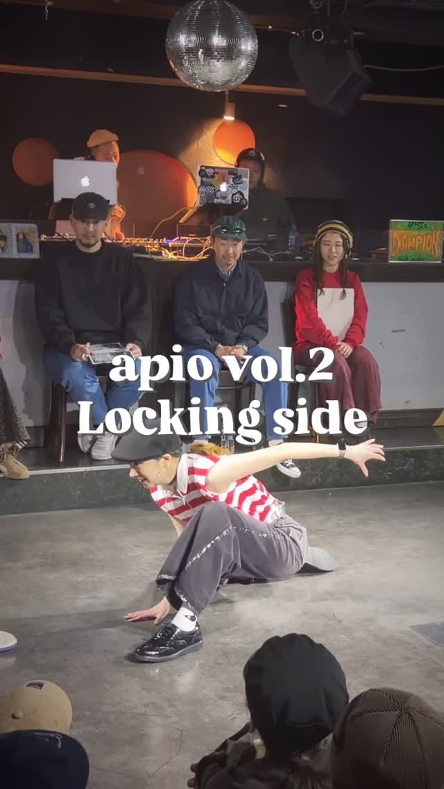 Post 4 by Moeka Hara on Instagram (video)