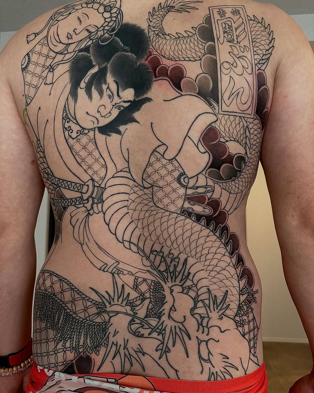 Post 8 by 大阪 刺青師 彫ぶん タトゥー on Instagram (image)
