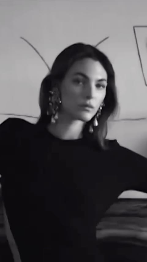Post 4 by Vittoria Ceretti Tokyo | N°489 on Instagram (video)