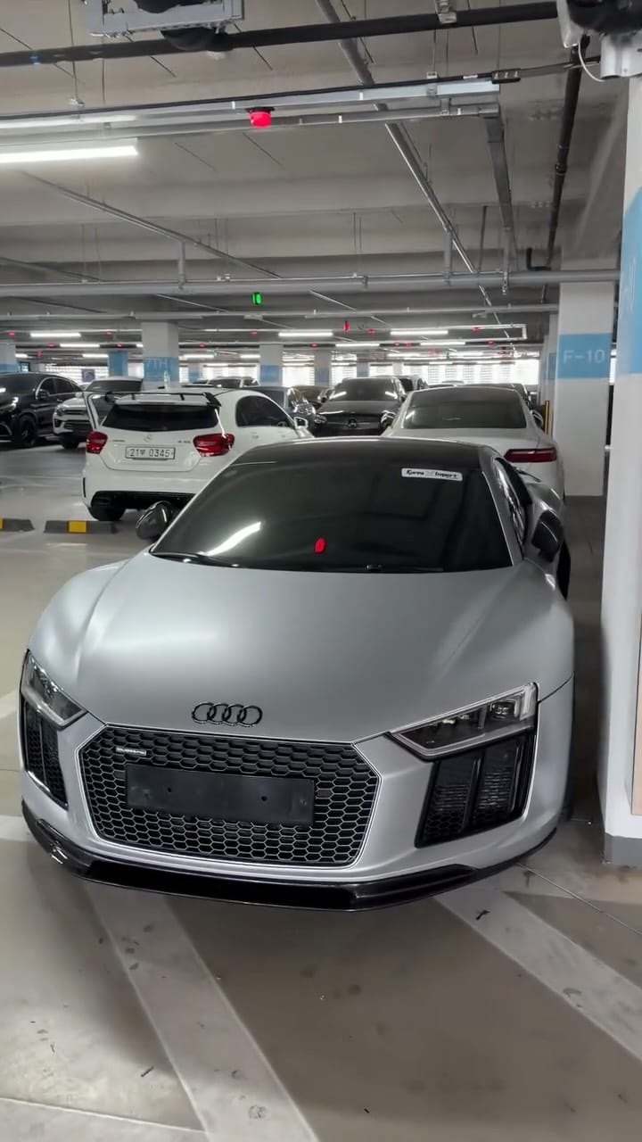 Post 4 by JapanX/KoreaX Import GmbH on Instagram (video)