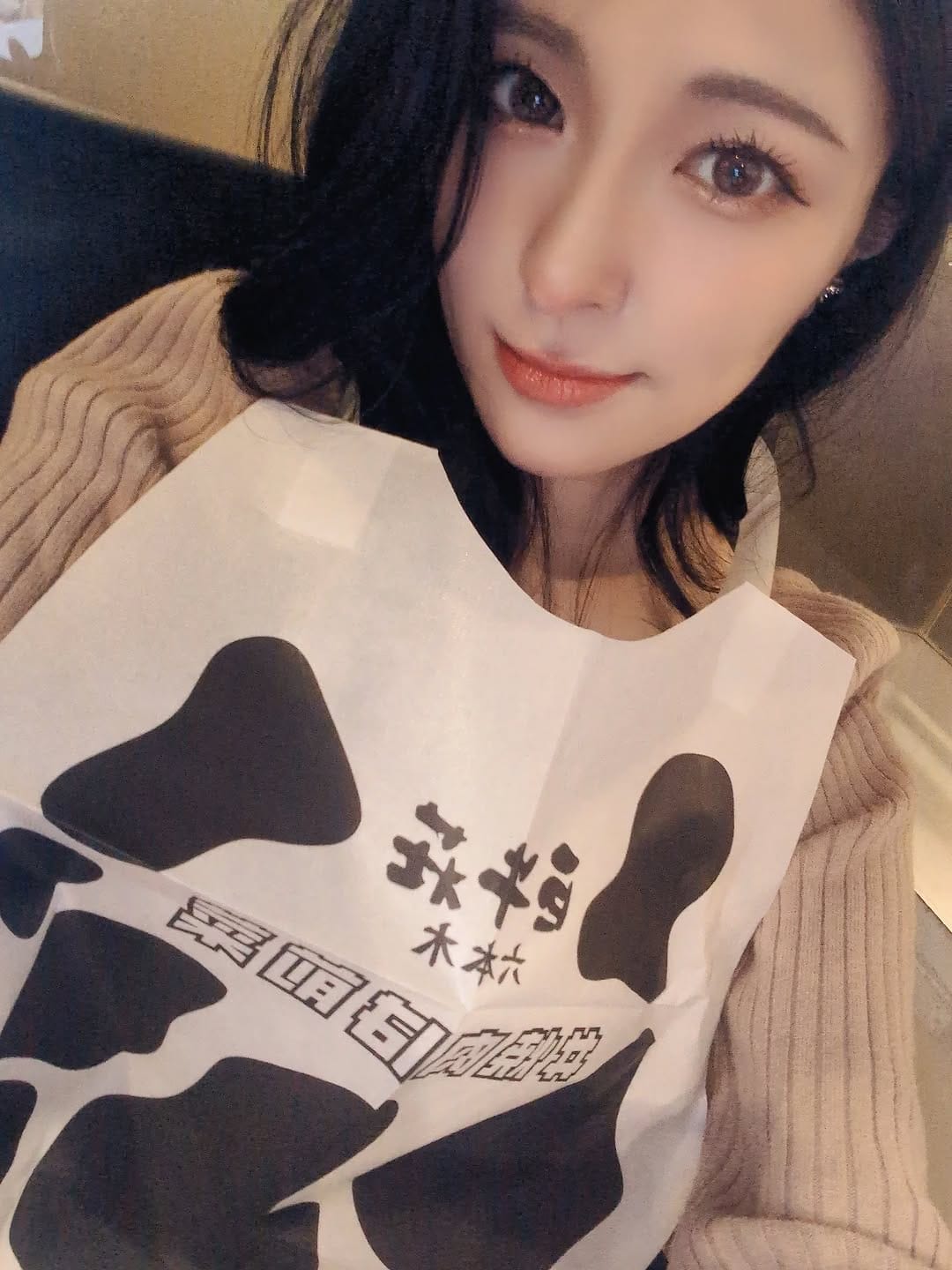 Post 5 by あきりん🐼🔞 on Instagram (carousel)