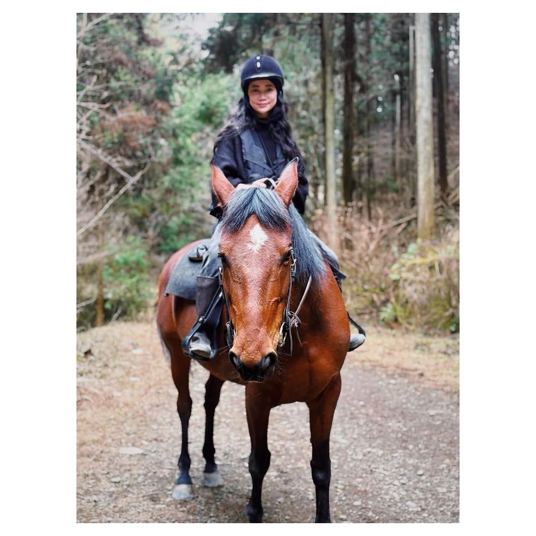 Post 1 by Haruka Abe (安部春香) on Instagram (image)