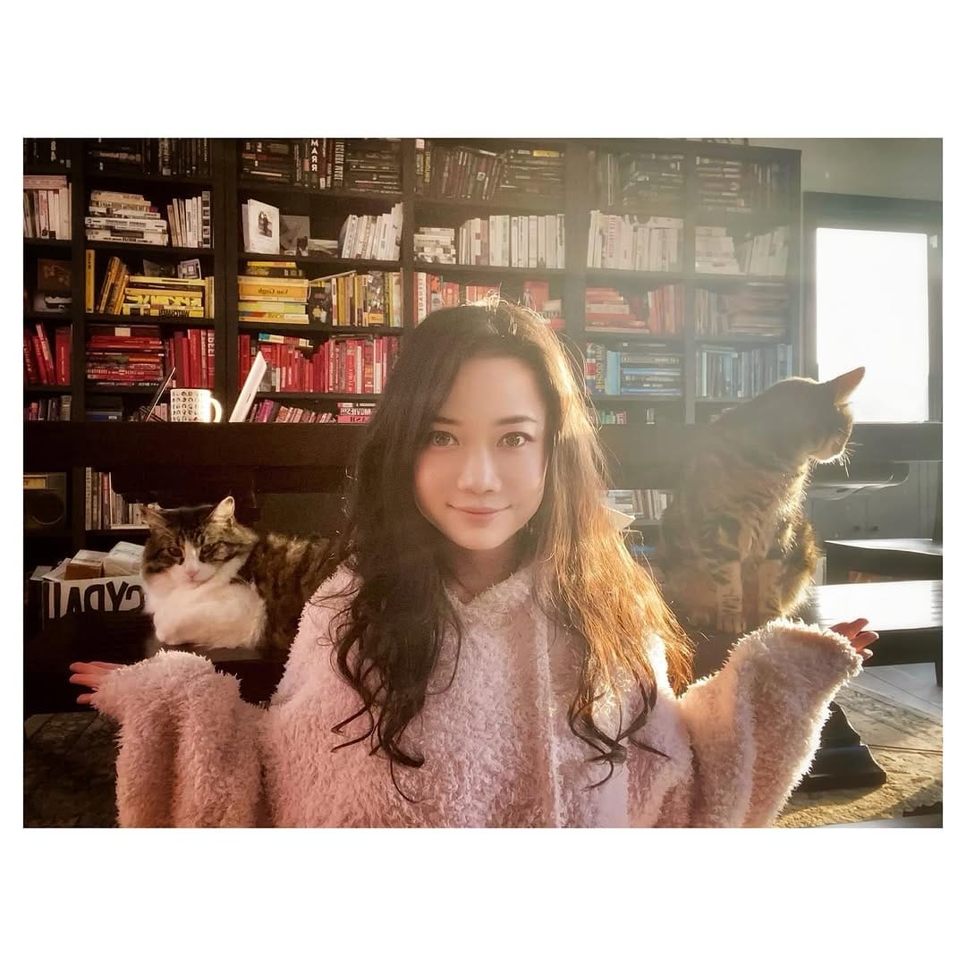 Post 7 by Haruka Abe (安部春香) on Instagram (carousel)