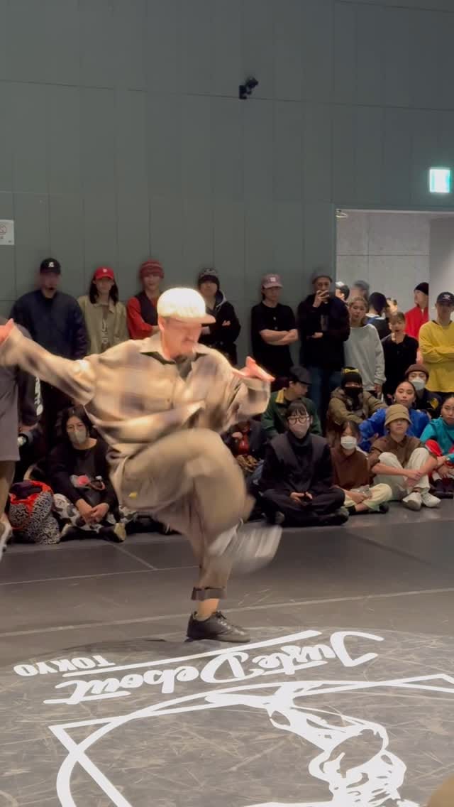 Post 9 by RyoootA on Instagram (video)