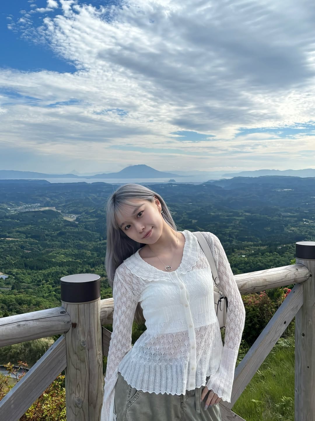 Post 6 by HONAMI on Instagram (carousel)