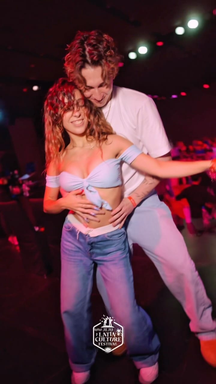 Post 4 by 𝐕 𝐈 𝐂 𝐓 𝐎 𝐑 on Instagram (video)