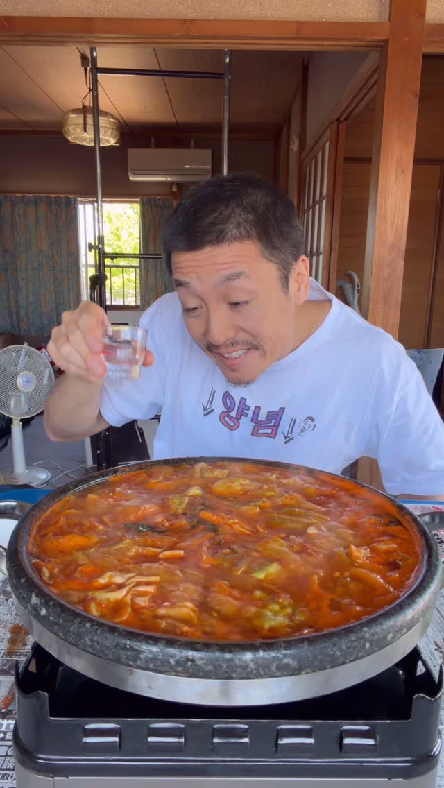 Post 6 by 강효 일본아저씨 on Instagram (video)