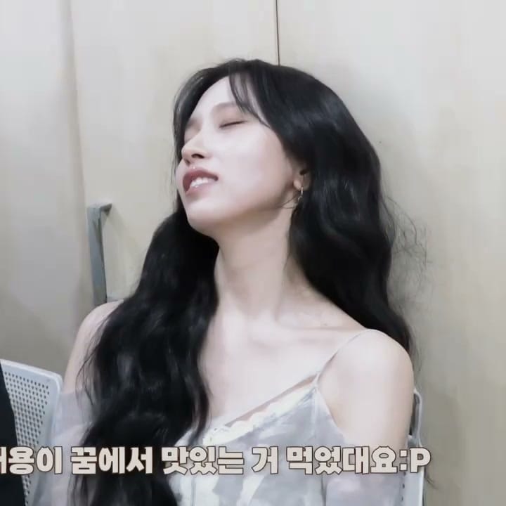Post 4 by TWICE-Mina PH on Instagram (video)