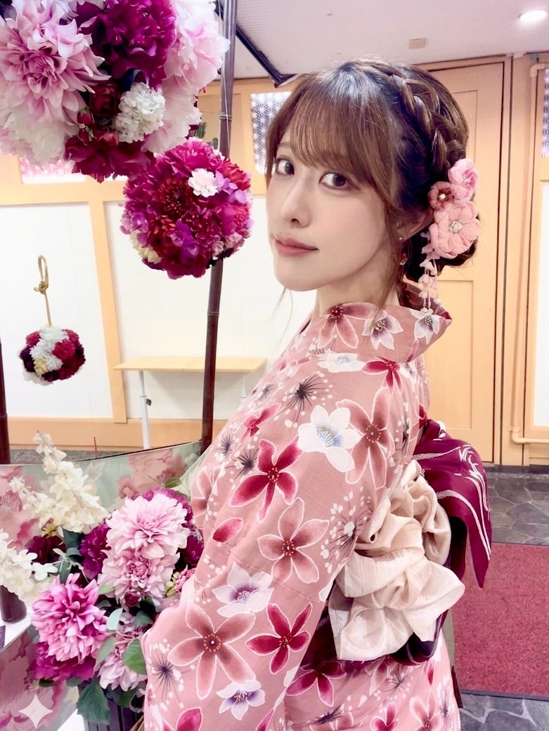 Post 1 by 三浦小季 │ Saki Miura on Instagram (carousel)