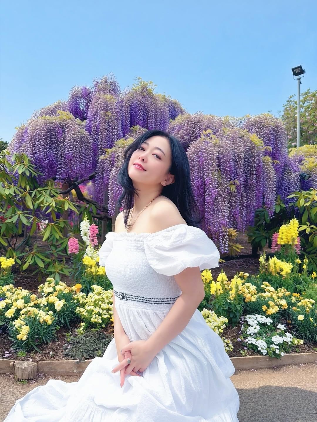 Post 8 by 榎本温子（Atsuko Enomoto） on Instagram (carousel)