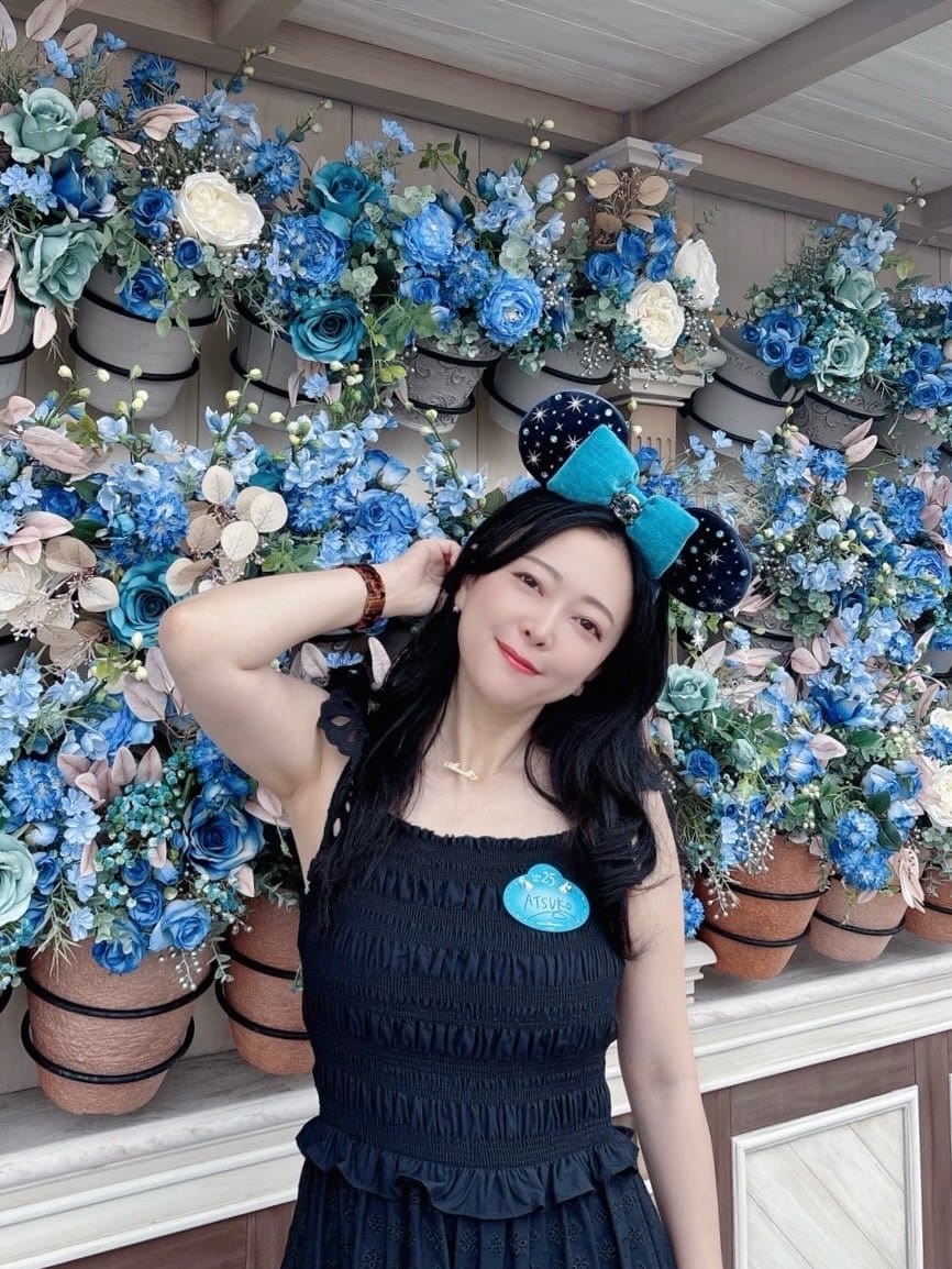 Post 7 by 榎本温子（Atsuko Enomoto） on Instagram (carousel)