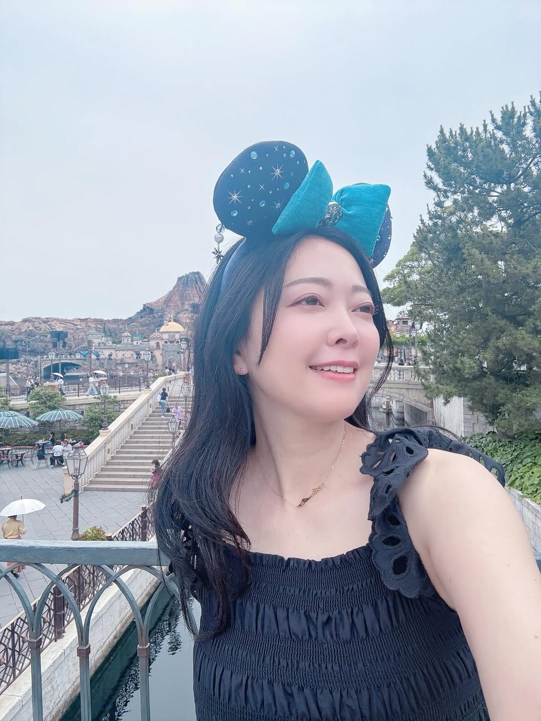 Post 3 by 榎本温子（Atsuko Enomoto） on Instagram (carousel)