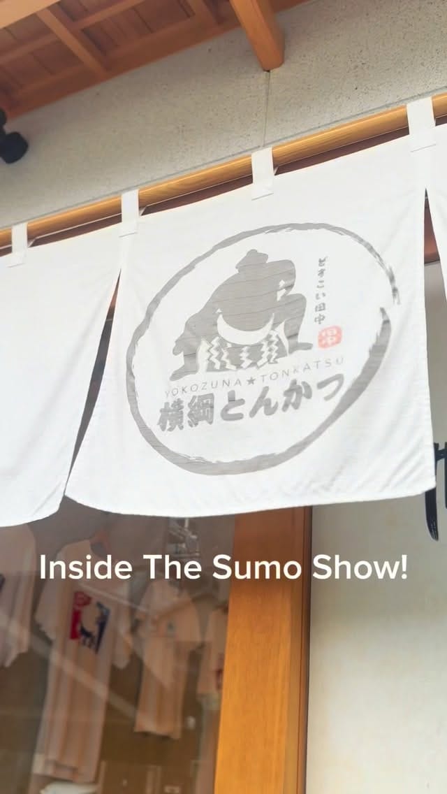 Post 6 by sumo  experience on Instagram (video)