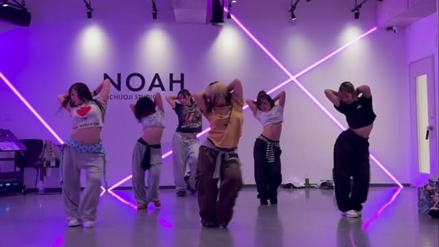 Post 7 by MikuHeNe on Instagram (video)