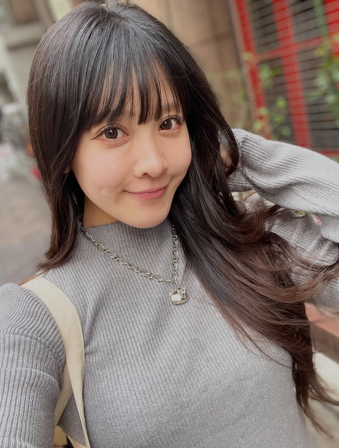 Post 9 by 山本ひかる on Instagram (image)