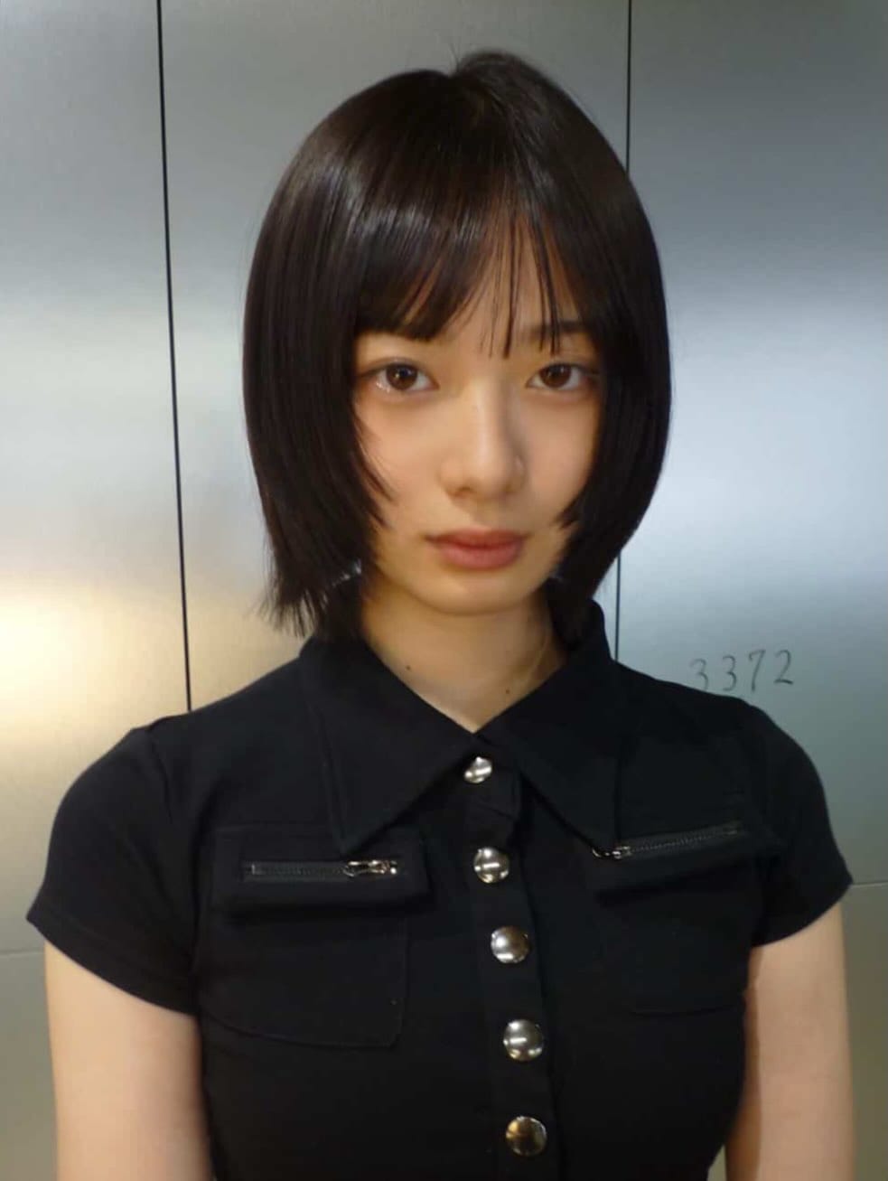 Post 9 by 二色 冬香/にいろふゆか on Instagram (image)