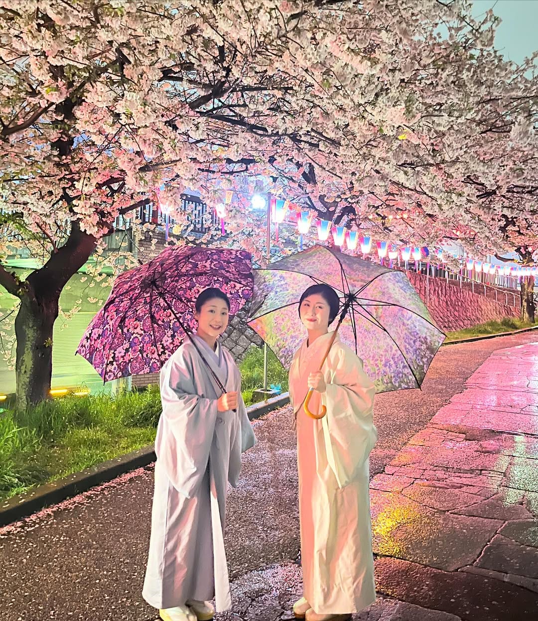 Post 8 by 向島芸者 千景 on Instagram (image)