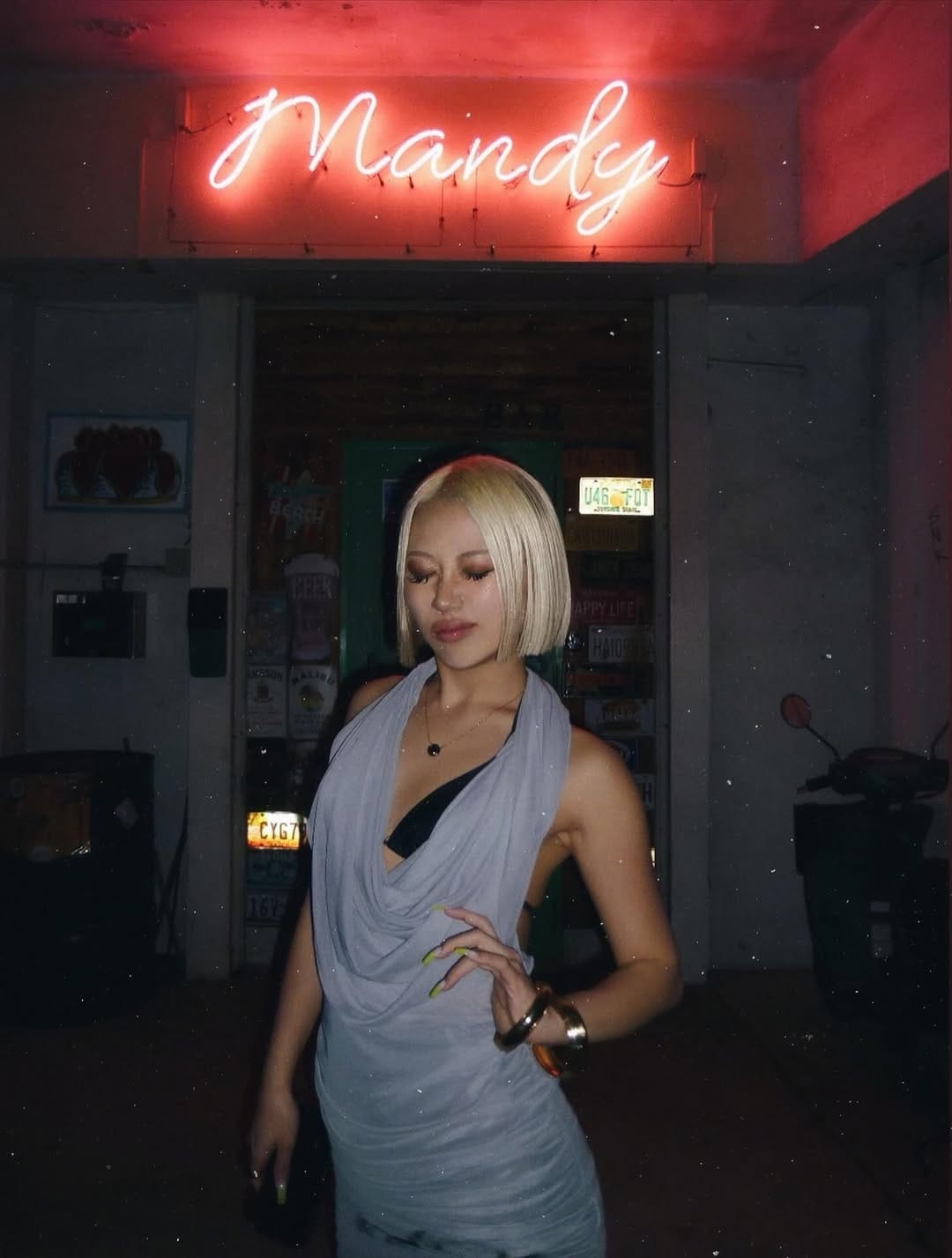 Post 4 by arisa on Instagram (carousel)
