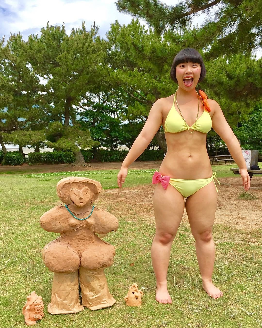 Post 10 by 重谷ほたる（吉本新喜劇 ）太もも芸人 on Instagram (image)