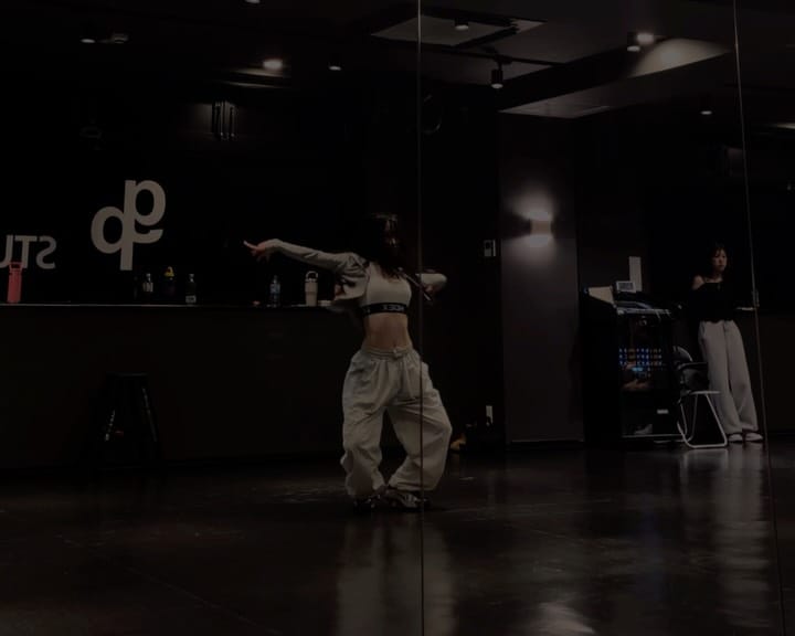 Post 4 by HYO on Instagram (video)
