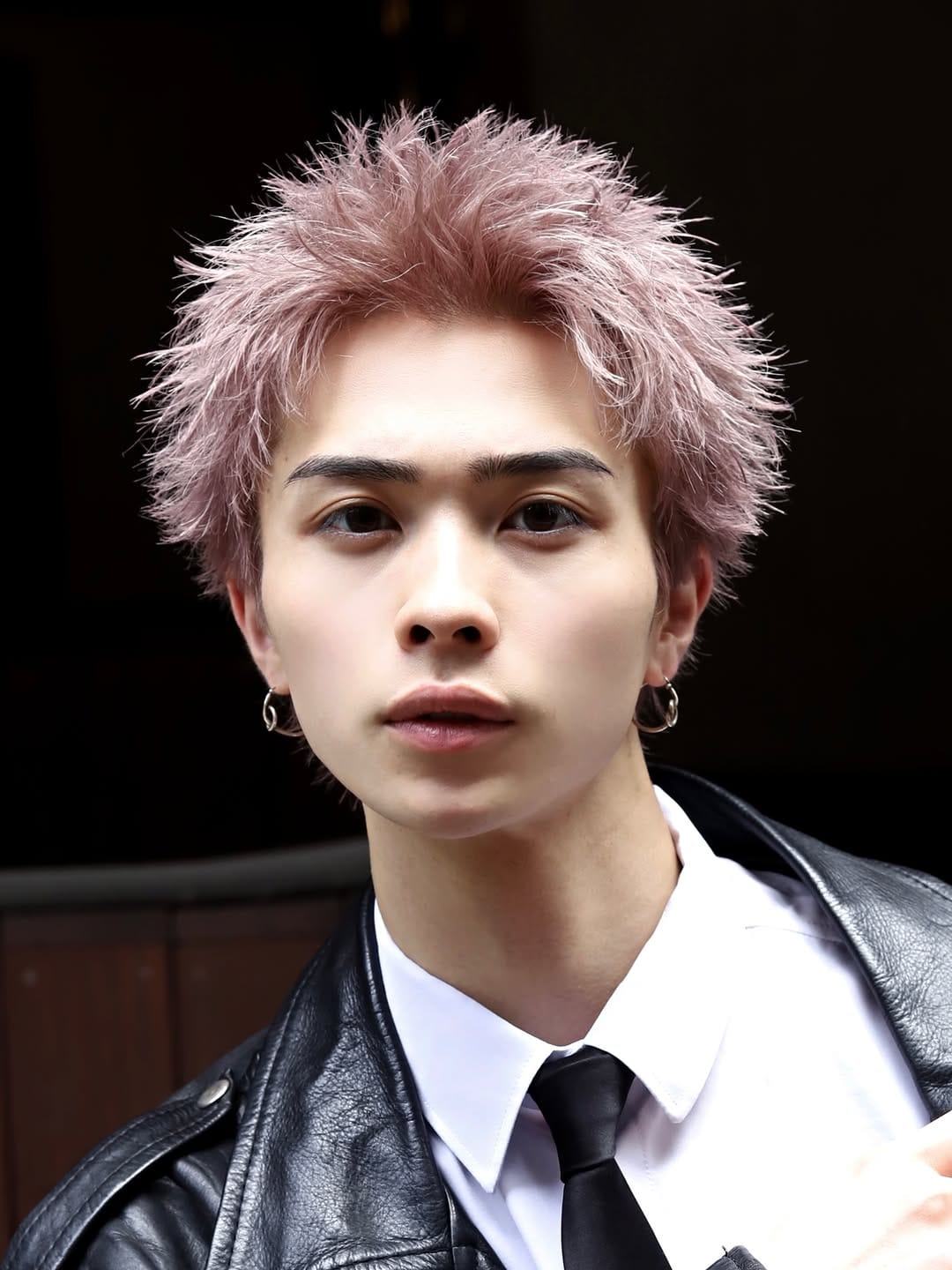 Post 3 by LUVIT 横浜 根本健太郎（ねもけん） on Instagram (carousel)
