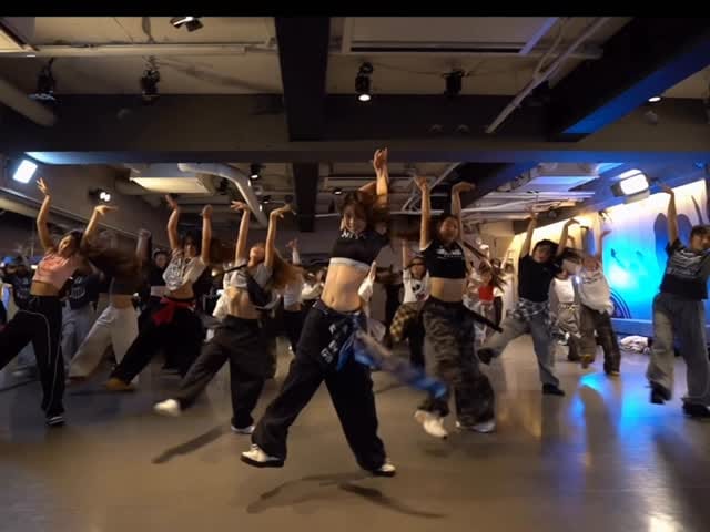 Post 8 by Moe Harukawa🇯🇵 on Instagram (video)